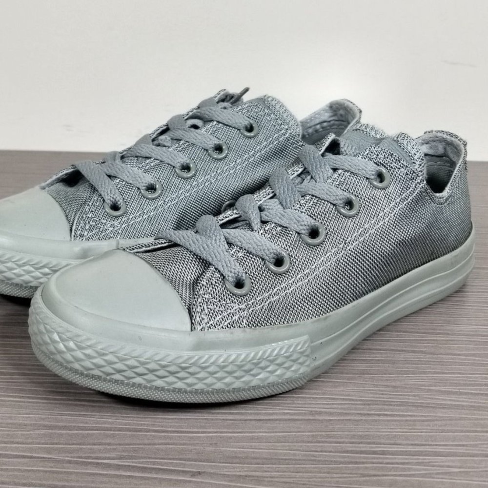 Converse Chuck Taylor All Star Mono Ox, Grey Canvas, Little Kid Size 13 / 31